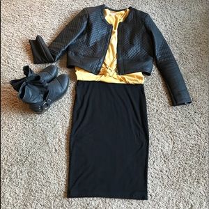 Forever 21 bodycon black skirt